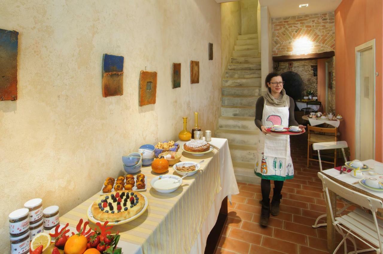 Pomarancio Bnb Saludecio エクステリア 写真